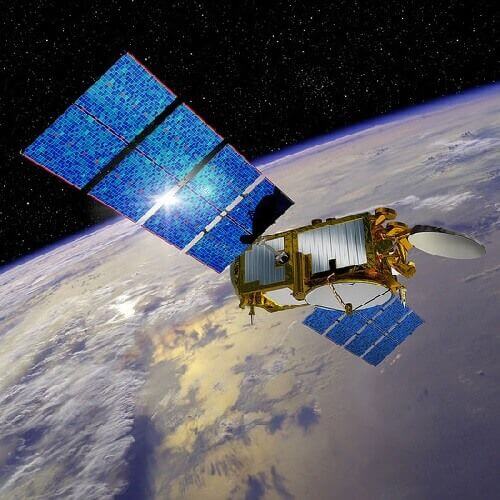 Un satellite dans l'espace
